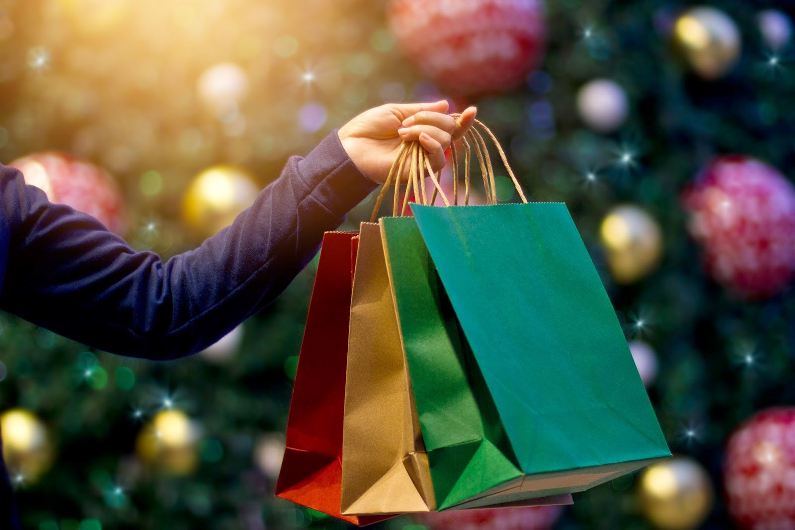 Holiday Sales Contest Ideas for Retail Stores